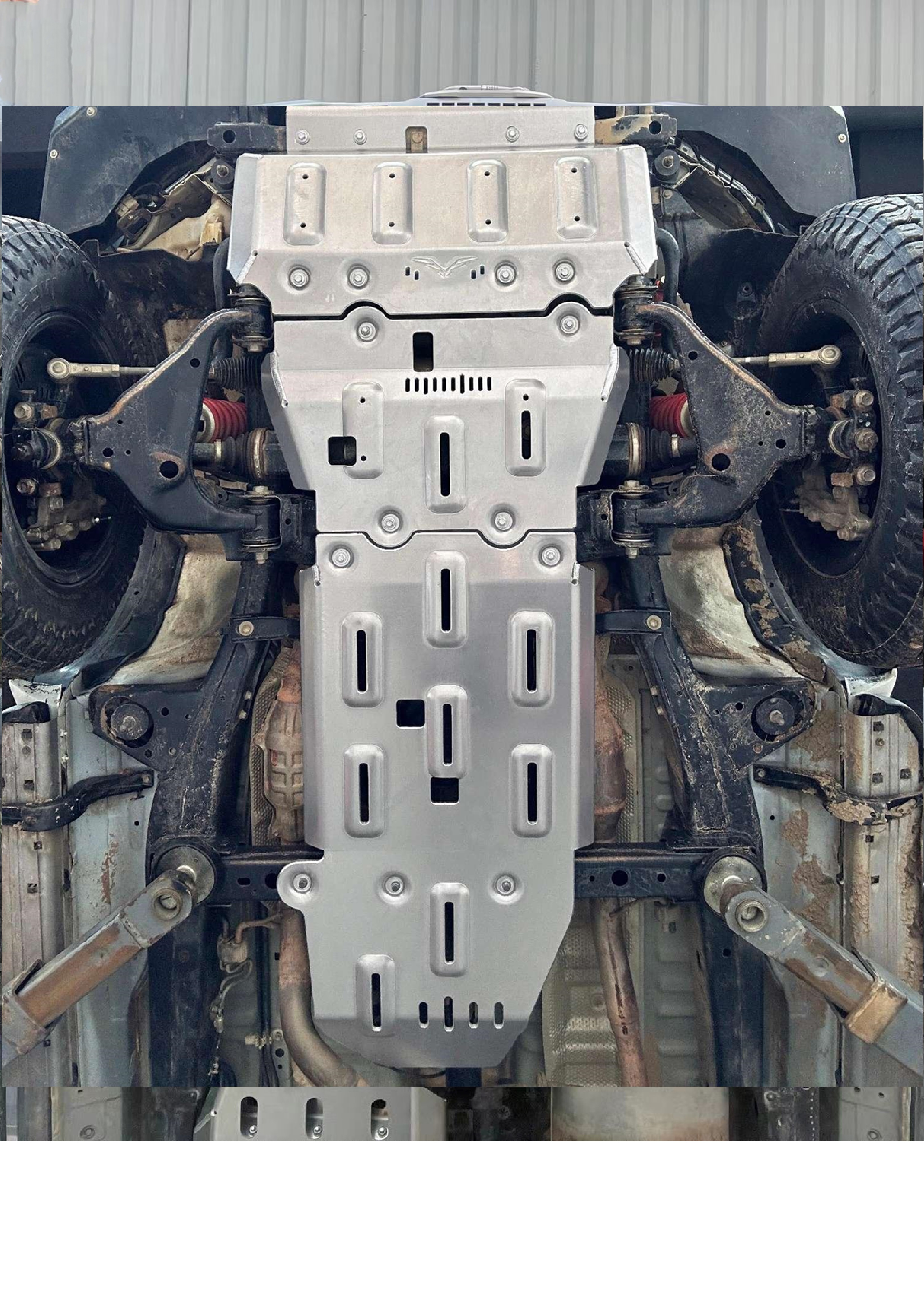 Защита Falcon радиатора, картера, РК, КПП для Toyota Hilux 2015-2024, алюминий, 8 мм Защита Falcon радиатора, картера, РК, КПП для Toyota Hilux 2015-2024, алюминий, 8 мм