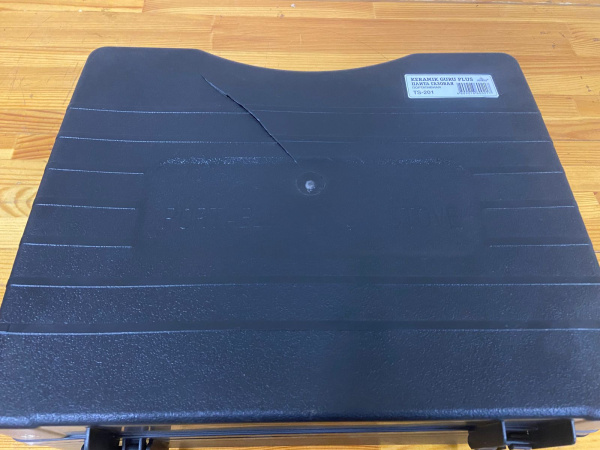 1 Плита газовая TOURIST KERAMIK GURU PLUS, портативная, керамическая, с переходником, в кейсе (уценк 1 Плита газовая TOURIST KERAMIK GURU PLUS, портативная, керамическая, с переходником, в кейсе (уценк