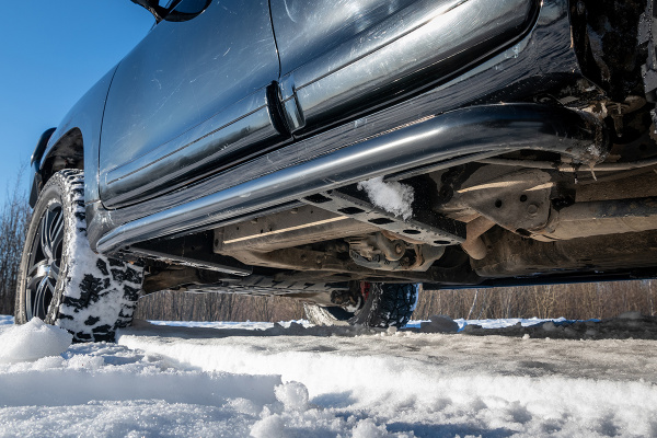 Пороги РИФ силовые Toyota Land Cruiser 200 (2008-2015) черные накладки и болты, на а/м без гидроподвески