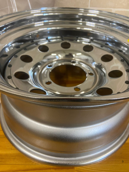 1 Диск усиленный УАЗ стальной хромированный 5x139,7 8xR16 d110 ET-19 (уценка) 1 Диск усиленный УАЗ стальной хромированный 5x139,7 8xR16 d110 ET-19 (уценка)