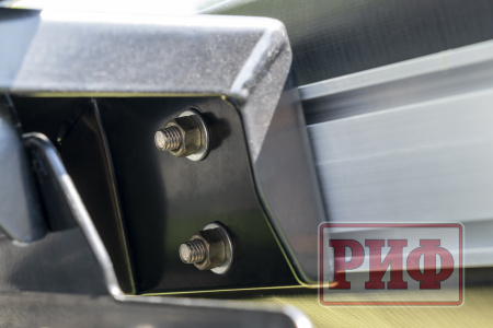 Маркиза автомобильная РИФ веерная 3,0х3,0 м (правая) Маркиза автомобильная РИФ веерная 3,0х3,0 м (правая)