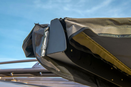 Маркиза автомобильная РИФ веерная, безопорная 2х2,3 м (левая) Маркиза автомобильная РИФ веерная, безопорная 2х2,3 м (левая)