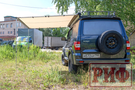 Маркиза автомобильная РИФ 2,5х2 м