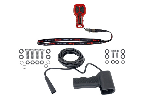 Лебёдка электрическая 12V Runva 12000 lbs 5443 кг влагозащищённая, комбин. роспуск, синт. трос Лебёдка электрическая 12V Runva 12000 lbs 5443 кг влагозащищённая, комбин. роспуск, синт. трос