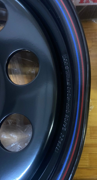 1 Диск усиленный Nissan Navara D40 3.0TD стальной черный 6x114,3 8xR17 d66 ET+25 (уценка)