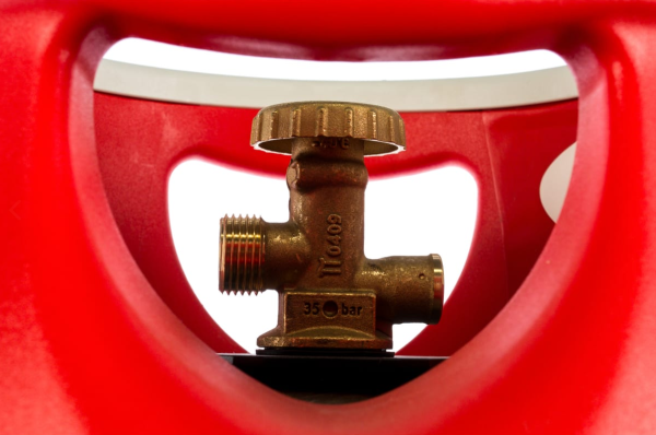 Баллон композитный газовый Hexagon Ragasco, российский тип соединения. Объем 18,2 л.