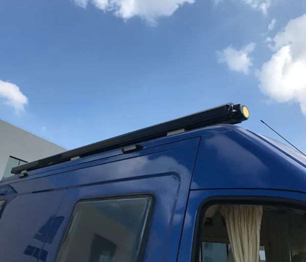 Маркиза автомобильная РИФ 3,5х2,5 м кассетная с электроприводом, корпус черный.