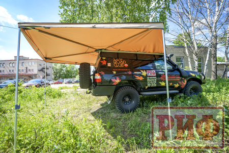 Маркиза автомобильная РИФ веерная 2,5х2,0 м (правая) Маркиза автомобильная РИФ веерная 2,5х2,0 м (правая)