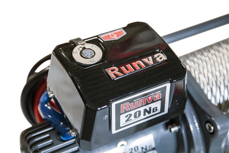 Лебёдка электрическая 12V Runva 20000 lbs (влагозащищенная) Лебёдка электрическая 12V Runva 20000 lbs (влагозащищенная)