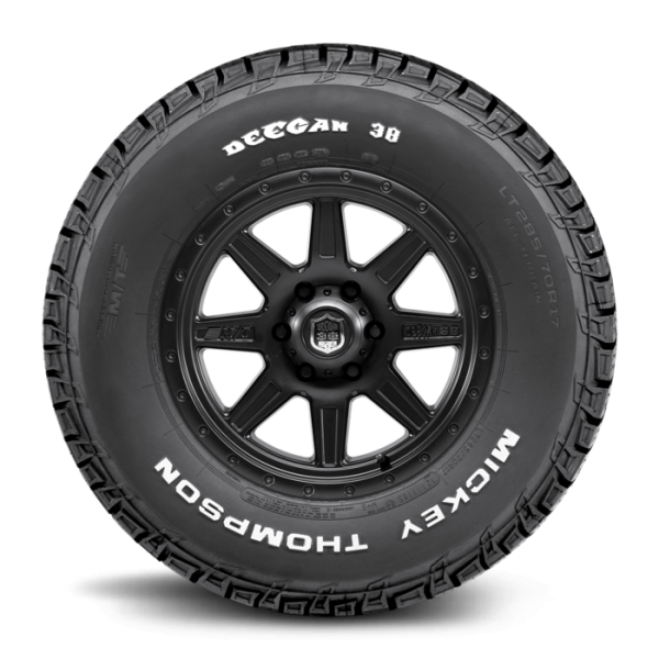 Шина Mickey Thompson LT265/70R17 Deegan 38 MT 121/118Q OWL Шина Mickey Thompson LT265/70R17 Deegan 38 MT 121/118Q OWL