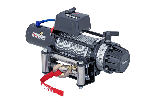 Лебёдка электрическая 12V Runva 12500 lbs 5720 кг (влагозащищенная) Лебёдка электрическая 12V Runva 12500 lbs 5720 кг (влагозащищенная)