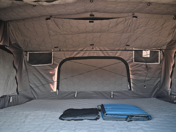 3 Палатка на крышу автомобиля Wild Land Voyager 250 Pro 3 Палатка на крышу автомобиля Wild Land Voyager 250 Pro