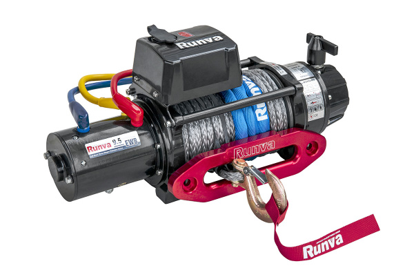 Лебёдка электрическая 24V Runva 9500 lbs 4350 кг влагозащищенная, синтетический трос Лебёдка электрическая 24V Runva 9500 lbs 4350 кг влагозащищенная, синтетический трос