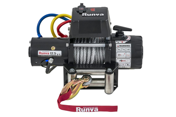 Лебёдка электрическая 12V Runva 12500 lbs 5670 кг короткий барабан (стальной трос) Лебёдка электрическая 12V Runva 12500 lbs 5670 кг короткий барабан (стальной трос)