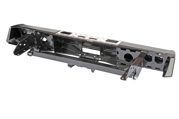 Бампер РИФ задний Nissan Navara D40 2010+ с площадкой под лебёдку, квадратом под фаркоп и фонарями Бампер РИФ задний Nissan Navara D40 2010+ с площадкой под лебёдку, квадратом под фаркоп и фонарями