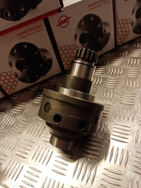 Дифференциал 4-х сателлитный раздаточной коробки Нива/Шевроле Нива 22 шлица Дифференциал 4-х сателлитный раздаточной коробки Нива/Шевроле Нива 22 шлица