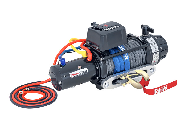 Лебёдка электрическая 12V Runva 12500 lbs 5720 кг (влагозащищенная) синтетический трос Лебёдка электрическая 12V Runva 12500 lbs 5720 кг (влагозащищенная) синтетический трос