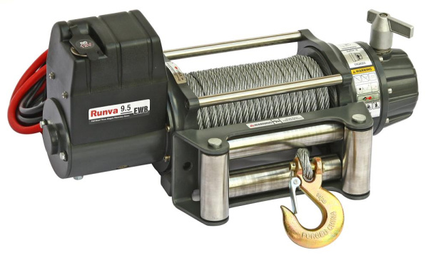 Лебёдка электрическая 12V Runva 9500 lbs 4350 кг (влагозащищенная) Лебёдка электрическая 12V Runva 9500 lbs 4350 кг (влагозащищенная)
