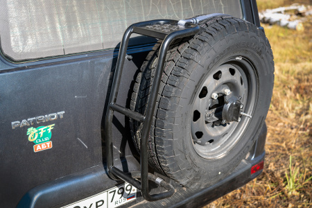 Лестница РИФ для установки на запасное колесо 15 Лестница РИФ для установки на запасное колесо 15