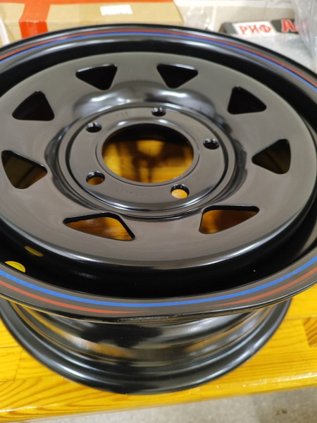 Диск усиленный для ВАЗ НИВА стальной черный 5x139,7 6,5xR15 d98,5 ET+35 (треуг.)(уценка)