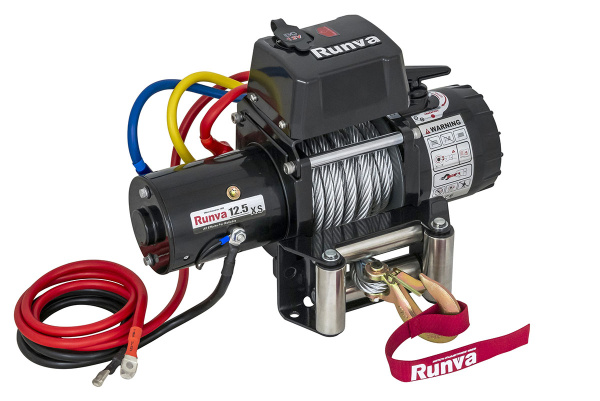 Лебёдка электрическая 12V Runva 12500 lbs 5670 кг короткий барабан (стальной трос) Лебёдка электрическая 12V Runva 12500 lbs 5670 кг короткий барабан (стальной трос)