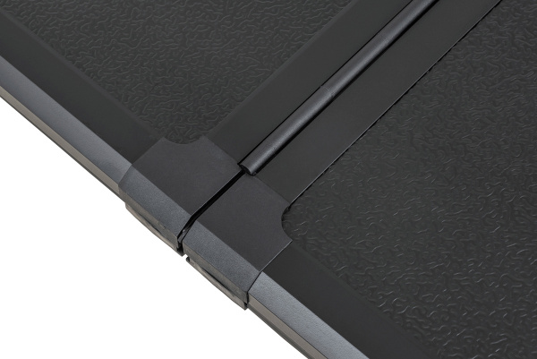 Крышка кузова РИФ для Toyota Tundra 2022+, трёхсекционная 1740х1756/1727 мм, алюминиевая, черная (5,8 ft)