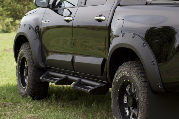 Расширители колёсных арок Toyota Hilux (2015-2018) 50 мм