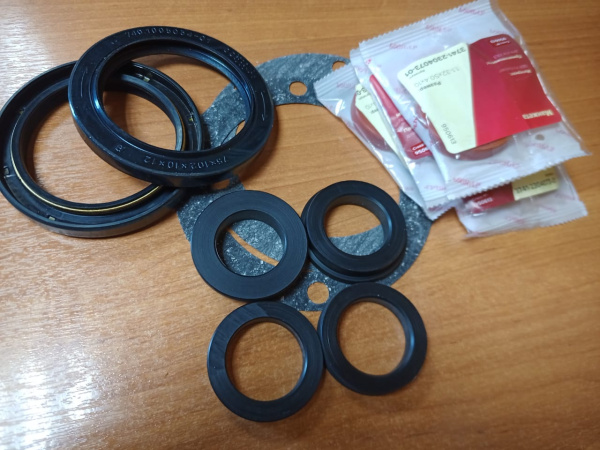 Ремкомплект переднего моста Спайсер для УАЗ Профи, Патриот с 2019 г с сальниками Ремкомплект переднего моста Спайсер для УАЗ Профи, Патриот с 2019 г с сальниками