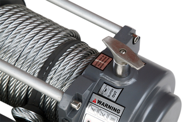 Лебёдка электрическая (индустр.) 24V Runva EWN15000U24V 6800 кг