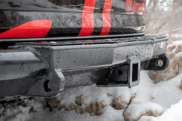 Бампер РИФ задний Toyota Fortuner 2015+ c квадратом под фаркоп