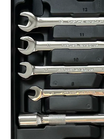 Набор инструментов 82 предмета Набор инструментов 82 предмета