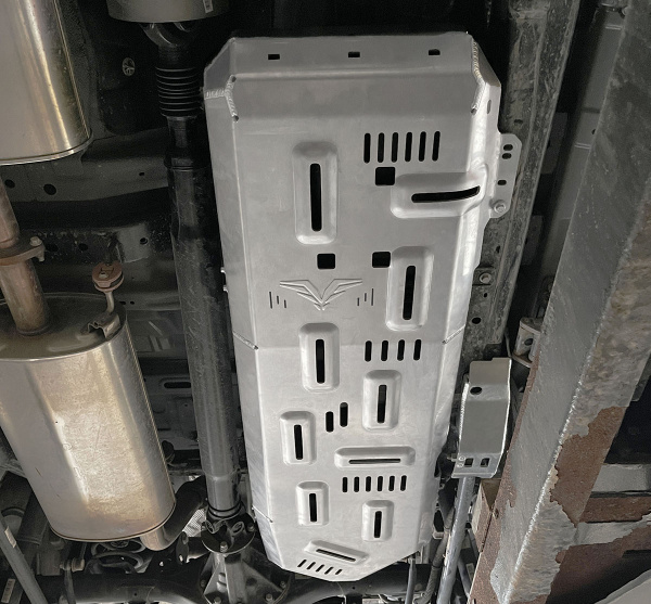 Защита Falcon топливного бака для TANK 300 (Off-road Edition & City Edition, бензин 2.0T 2020+ (без штатной лебедки), алюминий, 5 мм