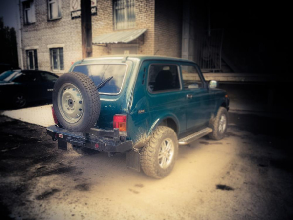 Бампер РИФ силовой задний ВАЗ Нива с квадратом под фаркоп, калиткой и фонарями