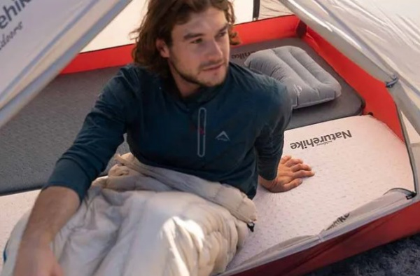 4.Коврик самонадувающийся Naturehike, 200x65x3 см, серый. 4.Коврик самонадувающийся Naturehike, 200x65x3 см, серый.