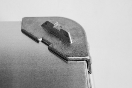 Ящик алюминиевый РИФ с замком 1176х385х412 мм (ДхШхВ) Ящик алюминиевый РИФ с замком 1176х385х412 мм (ДхШхВ)