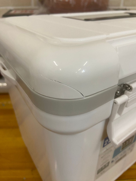 1 Термобокс SHINWA Holiday Land Cooler 22H белый (уценка) 1 Термобокс SHINWA Holiday Land Cooler 22H белый (уценка)