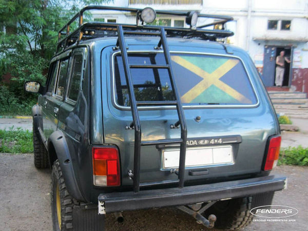 Расширители колёсных арок ВАЗ НИВА 2121 5D под нерезанные арки колёс Расширители колёсных арок ВАЗ НИВА 2121 5D под нерезанные арки колёс