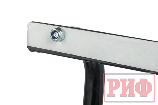 Лестница РИФ для ГАЗ Соболь Лестница РИФ для ГАЗ Соболь