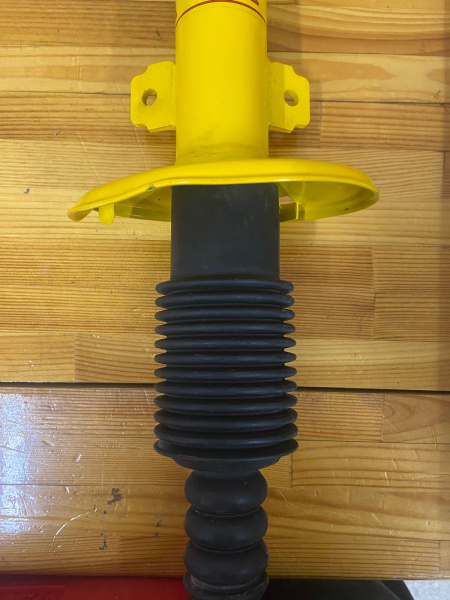 1 Амортизатор РИФ передний Renault Duster 2010+, Nissan Terrano 2014+ (уценка) 1 Амортизатор РИФ передний Renault Duster 2010+, Nissan Terrano 2014+ (уценка)