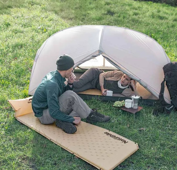 4.Коврик самонадувающийся с подушкой Naturehike, 296х65х3 см, желтый 4.Коврик самонадувающийся с подушкой Naturehike, 296х65х3 см, желтый