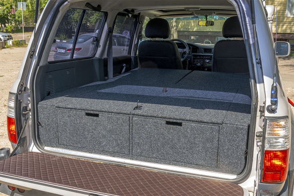 Органайзер для Toyota Land Cruiser 80 (2 выдв.ящика+спальник) Органайзер для Toyota Land Cruiser 80 (2 выдв.ящика+спальник)