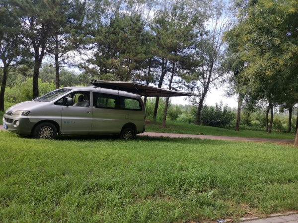 Маркиза автомобильная РИФ безопорная, веерная 2,3х2 м (левая)