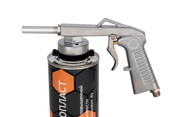 Покрытие защитное повышенной прочноcти черное ПРОТОПЛАСТ, с отвердителем 6 л и пистолетом