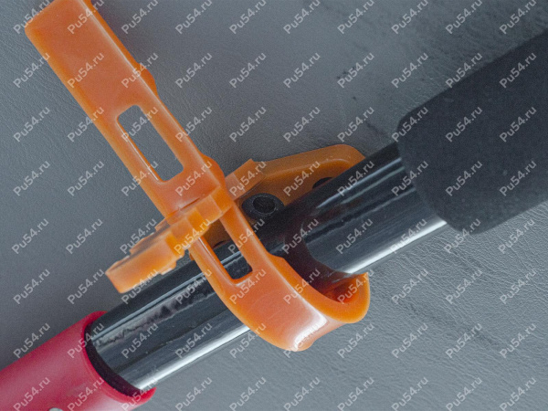 Крепление универсальное эконом-вариант (армированное, U-образное, продольная фиксация) 25-45 мм Крепление универсальное эконом-вариант (армированное, U-образное, продольная фиксация) 25-45 мм