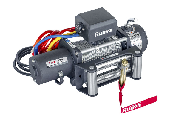 Лебёдка электрическая 12V Runva 9500 lbs 4350 кг Лебёдка электрическая 12V Runva 9500 lbs 4350 кг